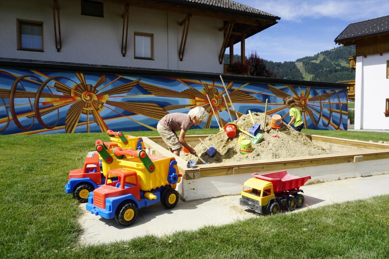 Apart-Hotel Alpinsonnenresidenz Fiss Bagian luar foto