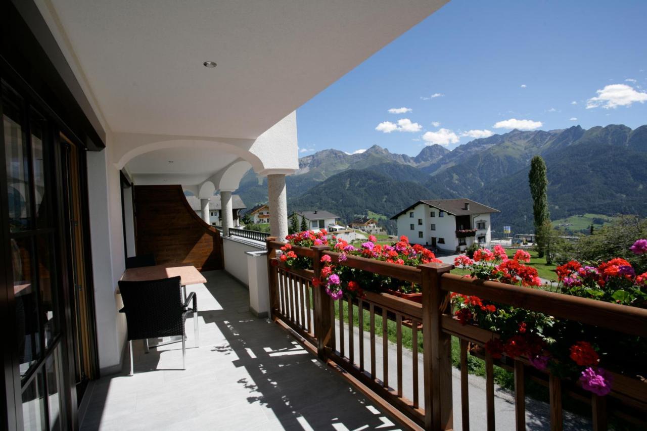 Apart-Hotel Alpinsonnenresidenz Fiss Bagian luar foto