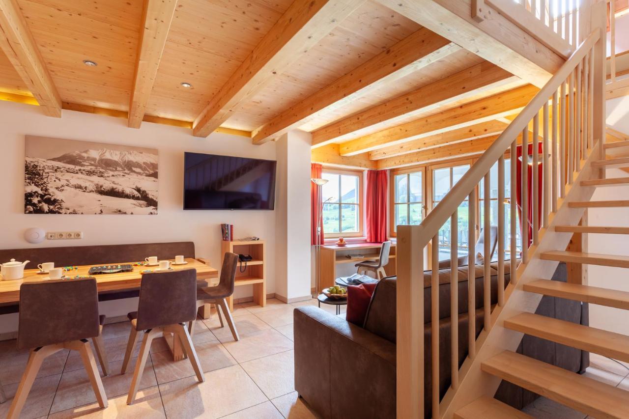 Apart-Hotel Alpinsonnenresidenz Fiss Bagian luar foto